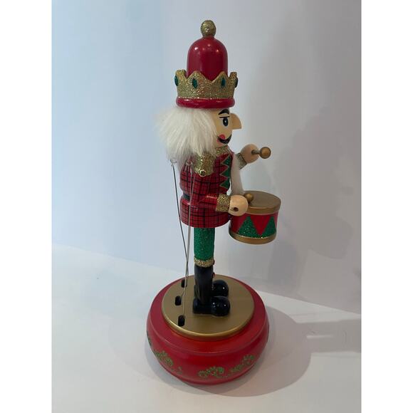 Animated Musical Nutcracker Music Box - Picture 4 of 5